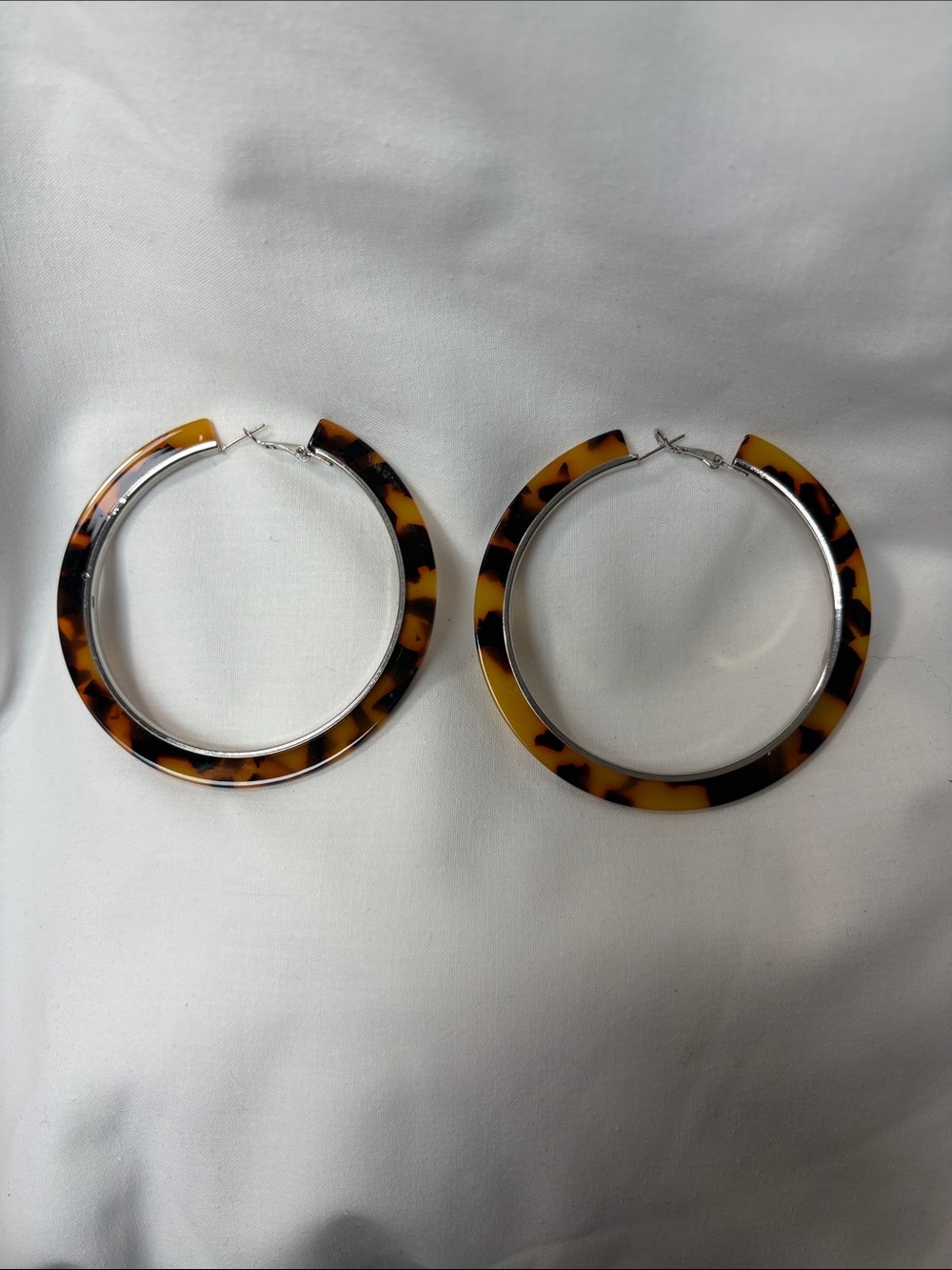 Tortoiseshell Hoop Earrings - Women's Fashion Hoops